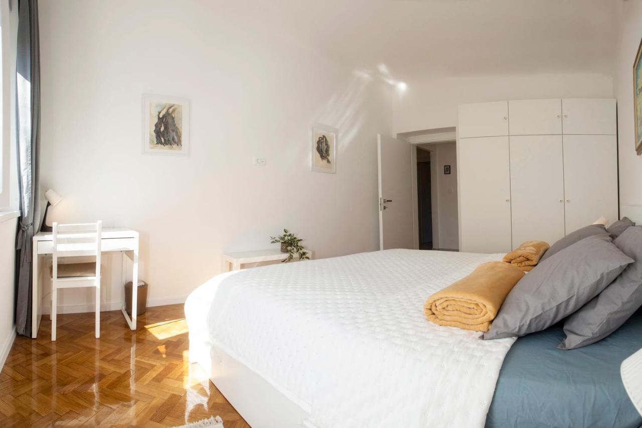 Lägenhet L&s Superior With Balcony And Parking - Excellent Location Within Walking Distance Of Diocletian's Palace And Bacvice